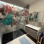 Saraillhome דירה *